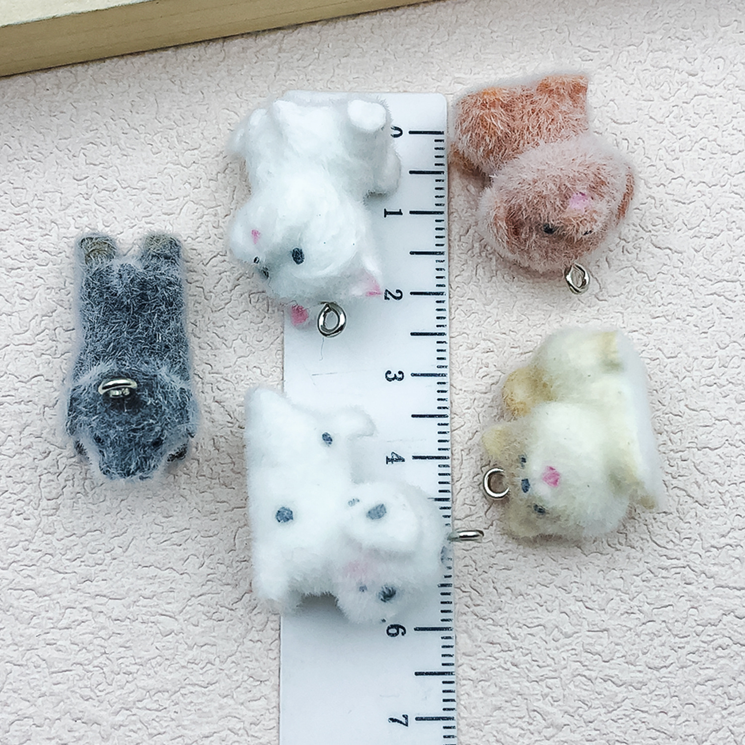 5pcs&1pc Flocked Resin Animal  - Resin Craft Material review and price